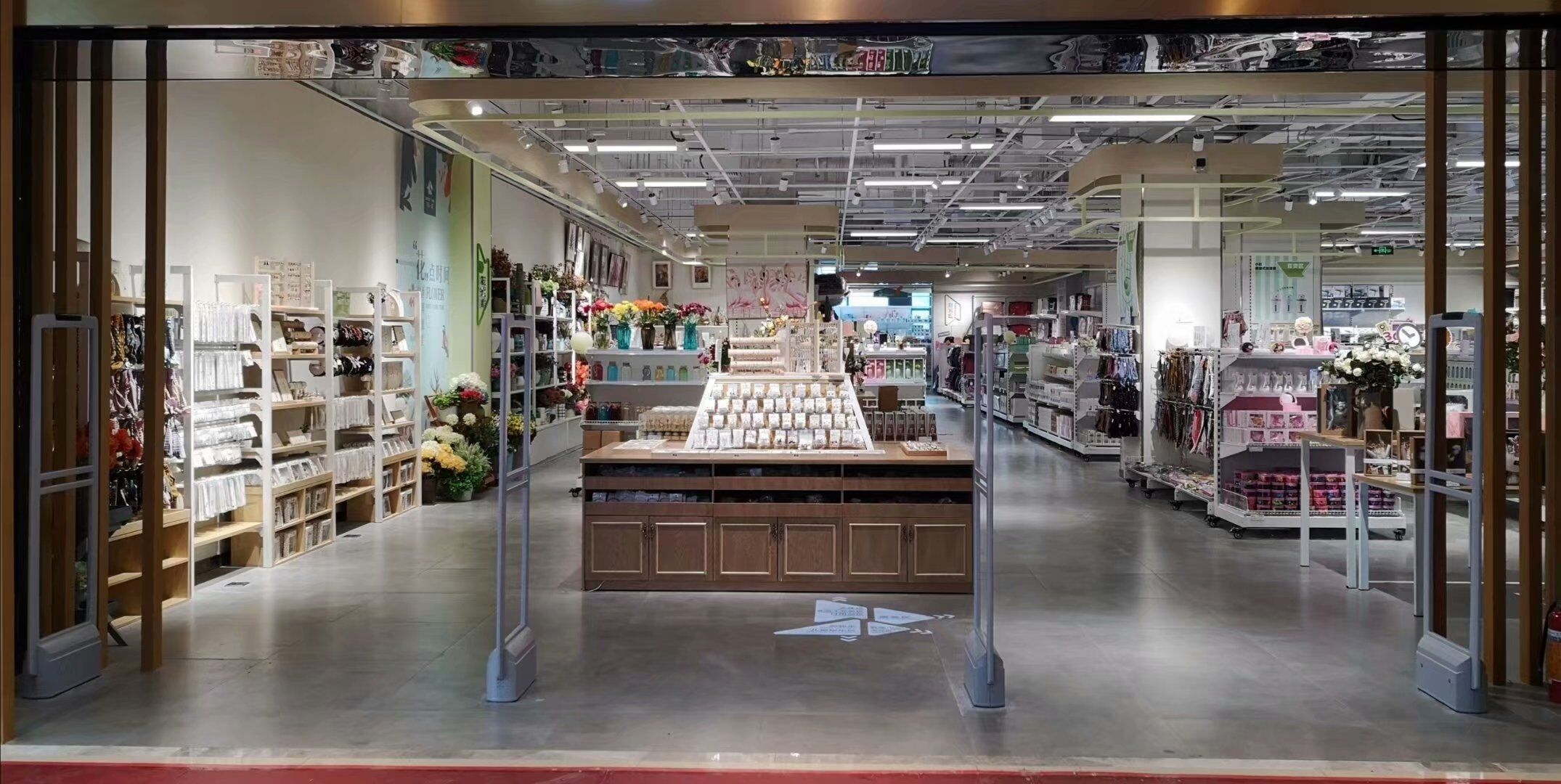 商場(chǎng)防盜器讓商家更放心