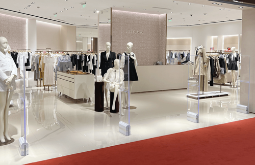 為什么那么多店鋪選擇安裝亞克力服裝防盜器？-【立方美】